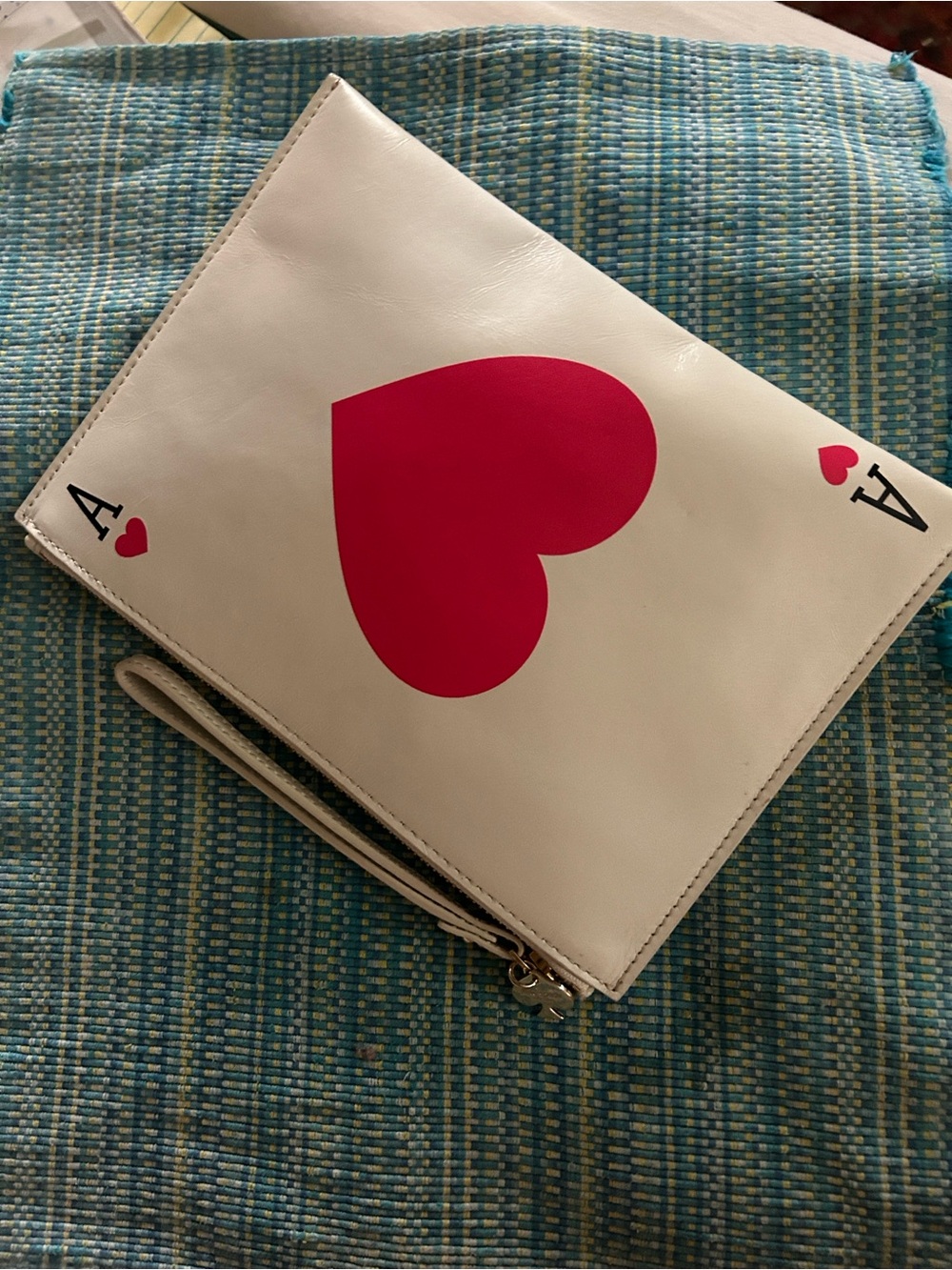 kate spade "Ace of Spades" Darling White & Red Zip Wristlet Gold Spade bag Charm